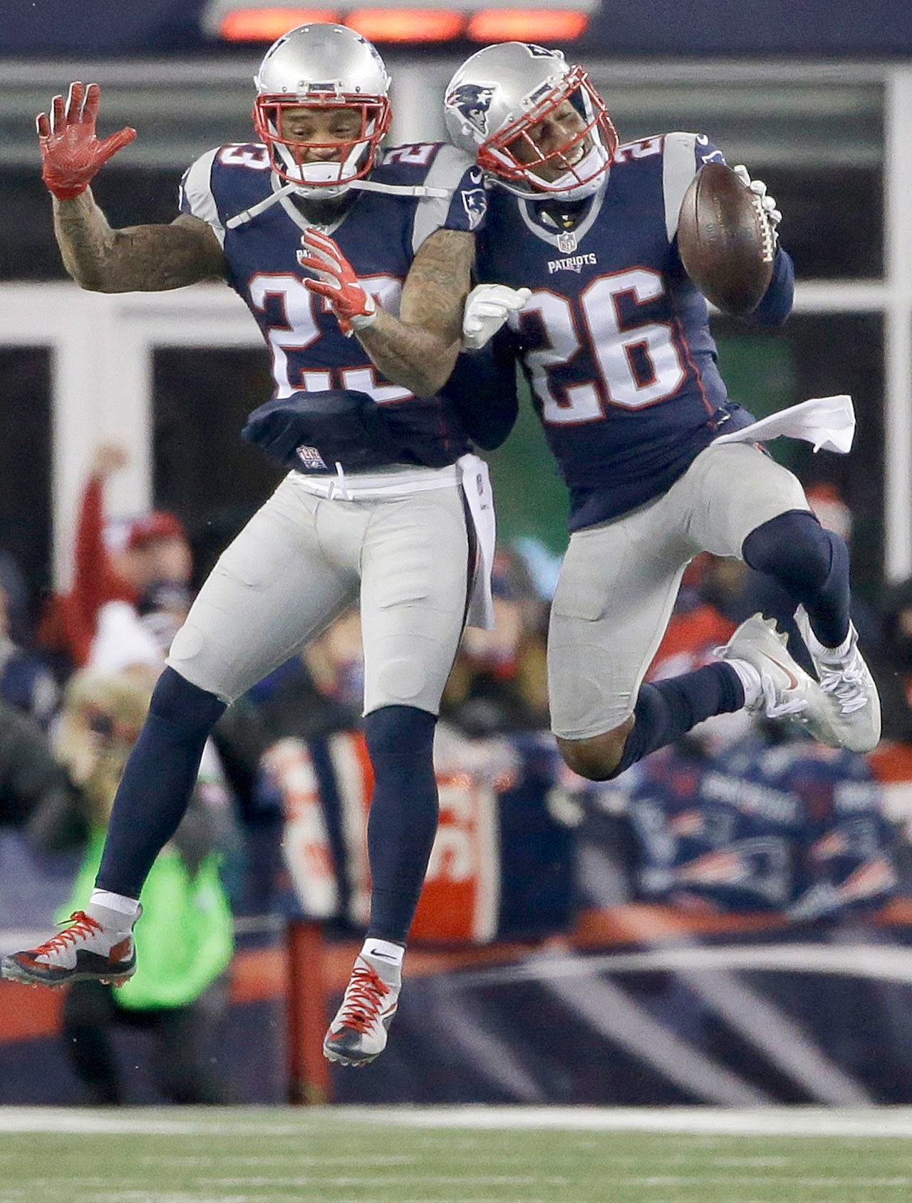 Dion Lewis leads New England Patriots to AFC title game with win