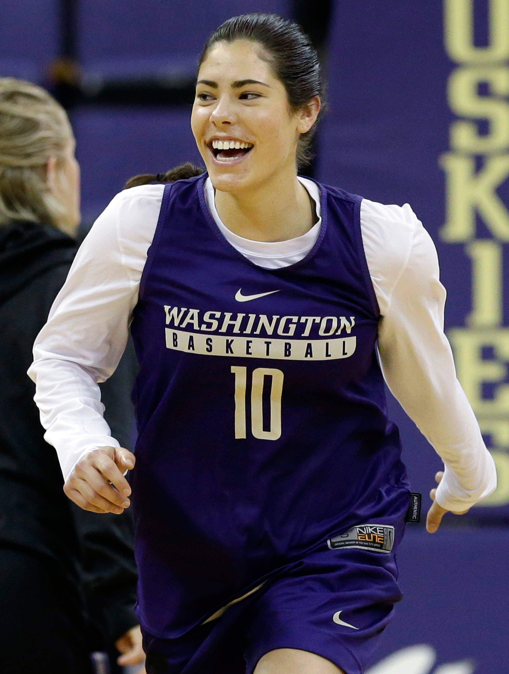 Washington's Kelsey Plum voted AP Player of the Year | HeraldNet.com