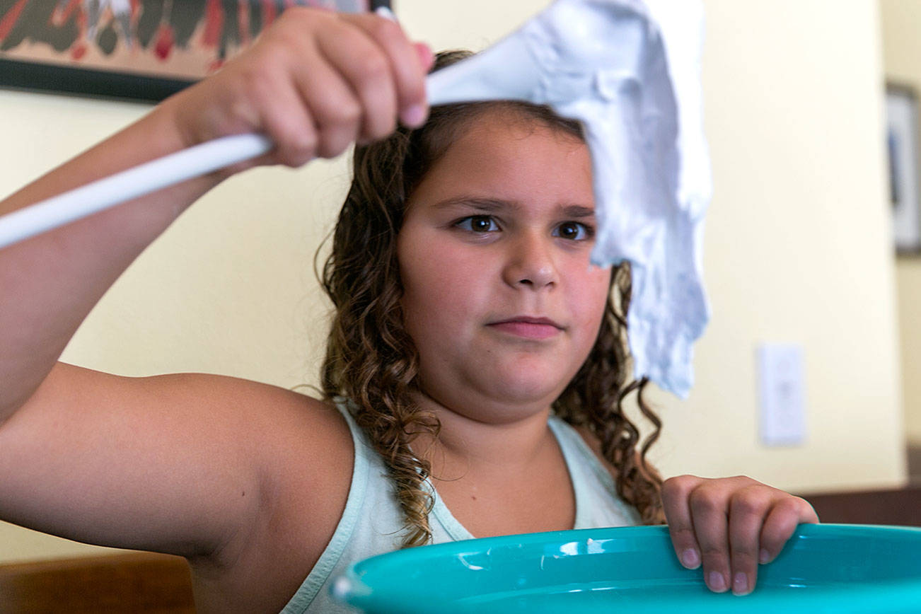 This craze has stuck: Sisters in slime make it all the time