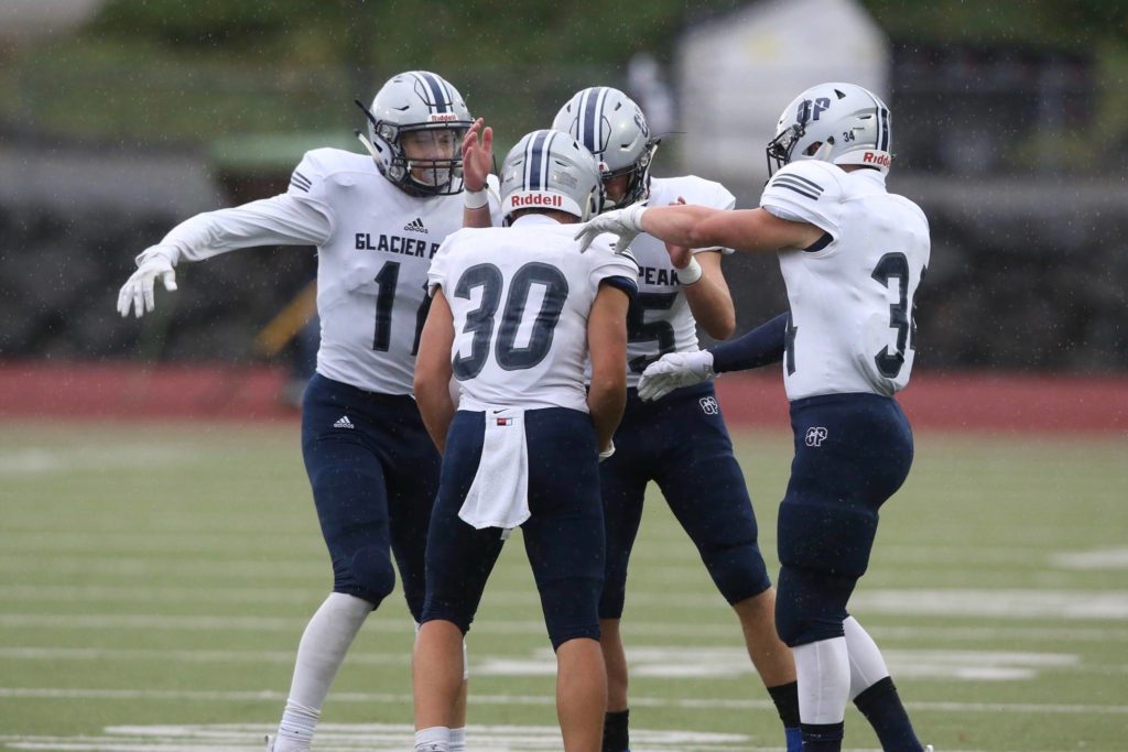 Glacier Peak hosts Mount Vernon in a battle for Wesco 4A’s No. 3 seed. (Andy Bronson / The Herald)
