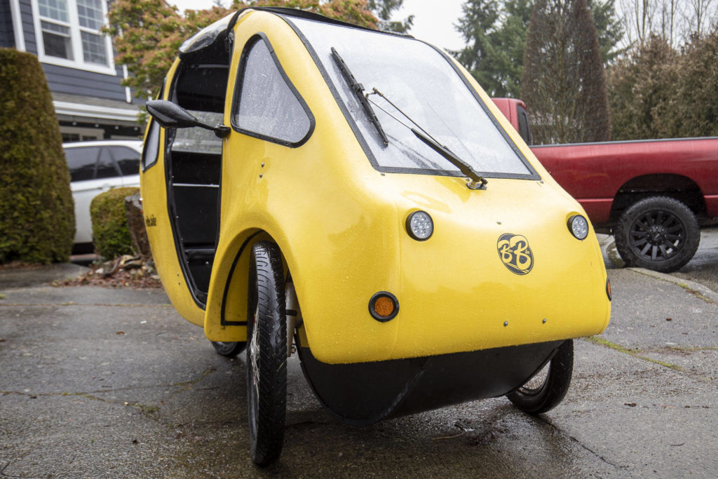Car, bike or UFO? Three-wheeled wonder PEBL lands on the streets of Everett  | HeraldNet.com