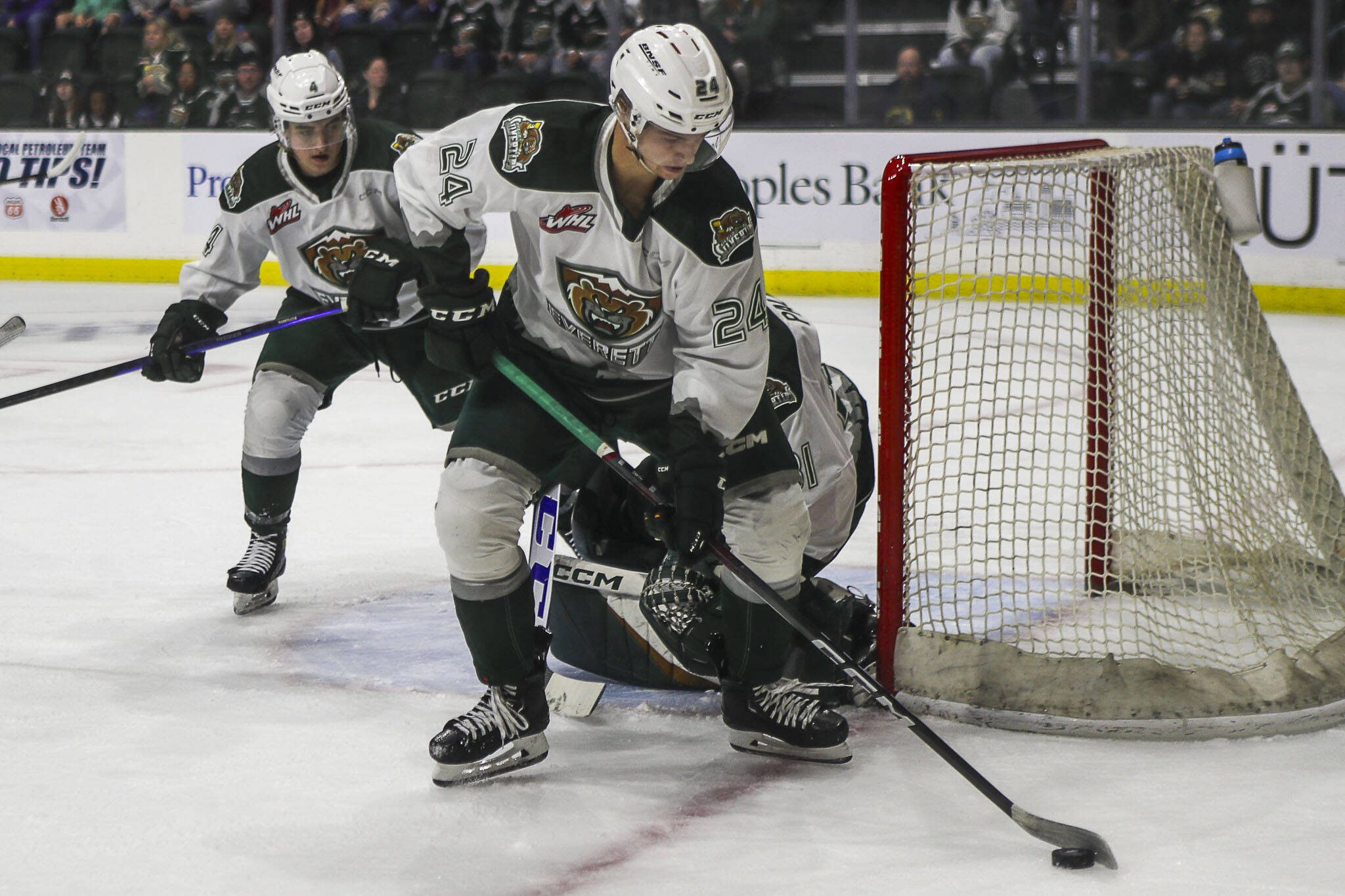 Everett Silvertips defenseman Tarin Smith (24) was one of two Everett players invited to the NHL scouting combine. (Annie Barker / The Herald)