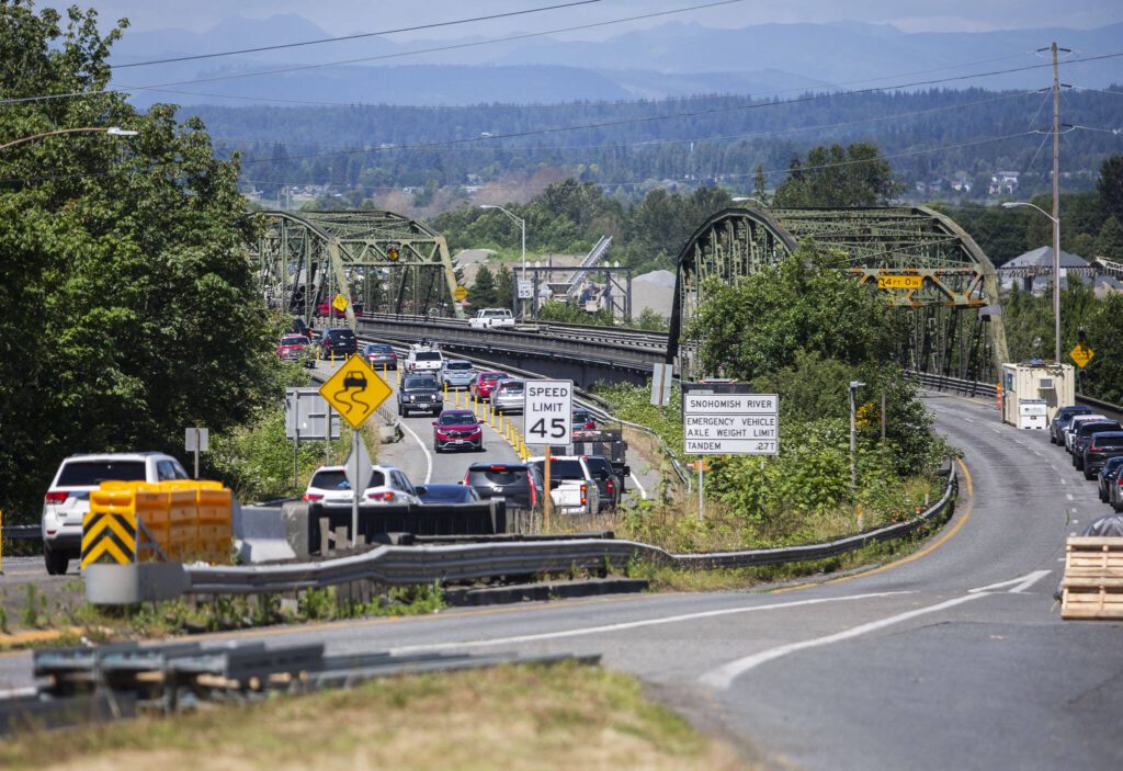 After Manmade Tunnel Creates Hole North Of Everett, Highway 529 Reopens ...