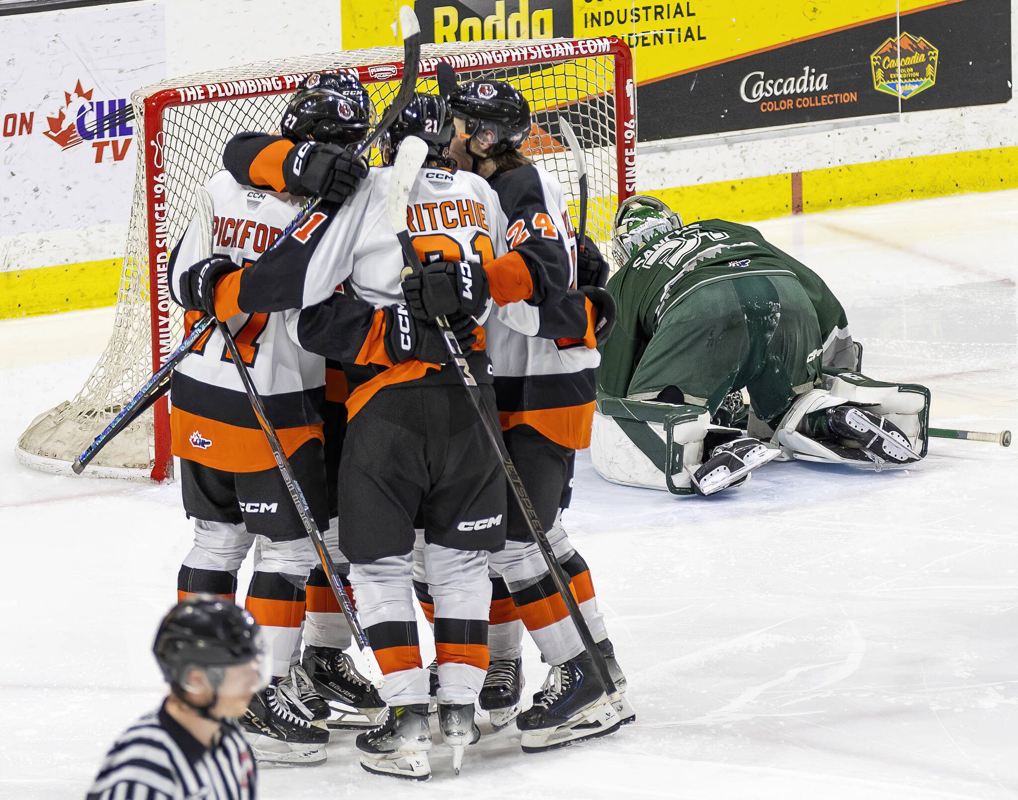 Slivertips’ Jesse Sanche gets up from the ice after the Medicine Hat Tigers score during the game on Wednesday, Jan. 29, 2025 in Everett, Washington. (Olivia Vanni / The Herald)