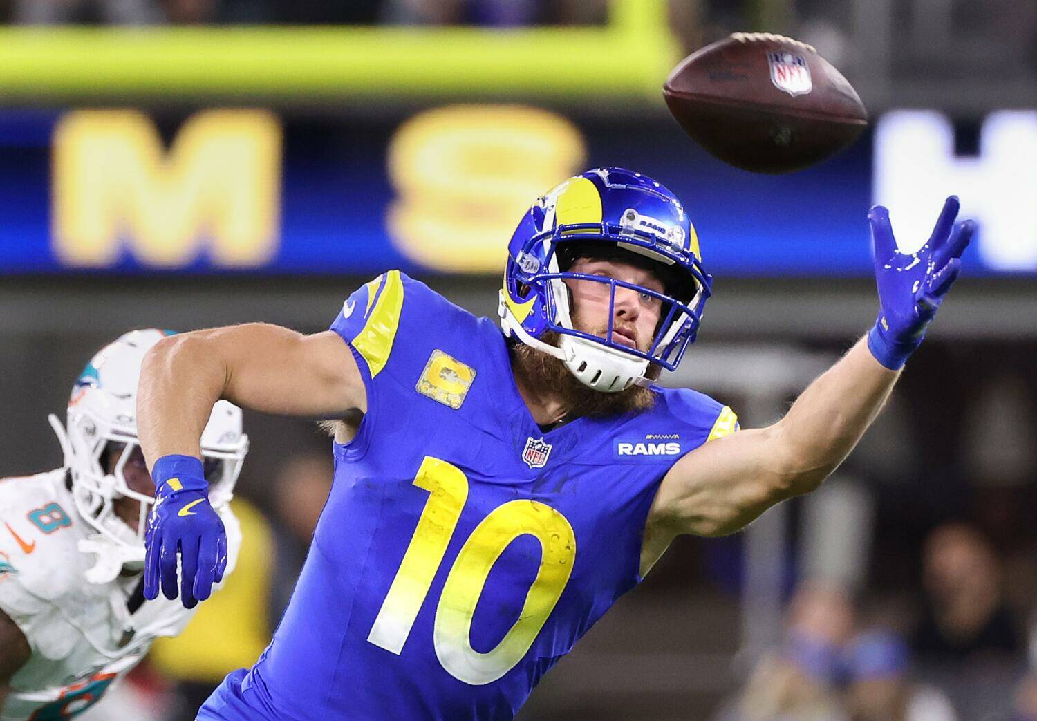 Rams receiver Cooper Kupp makes a one-handed catch against the Dolphins in the third quarter at SoFi Stadium in Inglewood, Calif. on Monday, November 11, 2024. (Wally Skalij / Los Angeles Times / Tribune News Services)